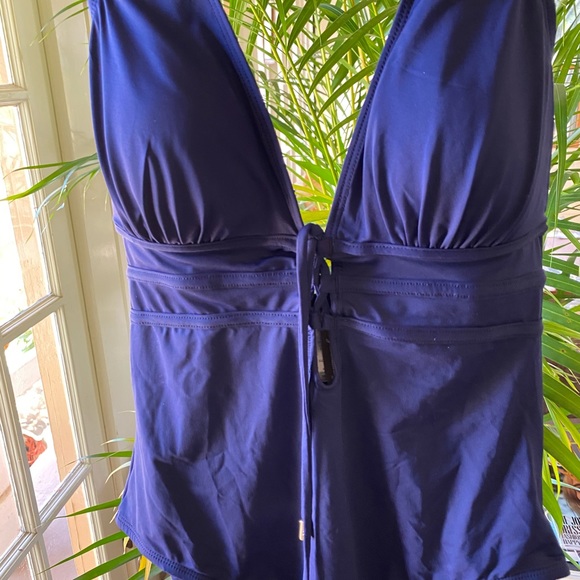 Tommy Bahama halter top one piece bathing suit - Picture 5 of 8